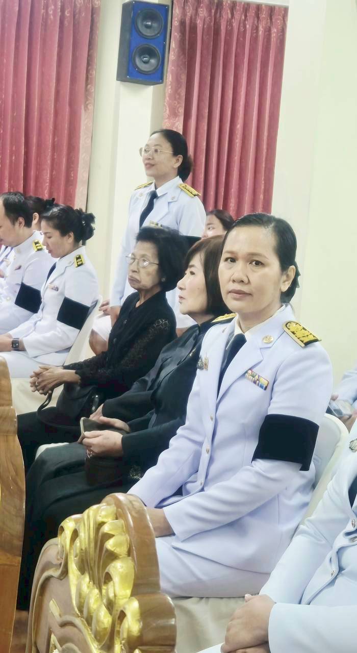 title - ส.ป.ก.กระบี่ ร่วมพิธีบำเพ็ญกุศลปัญญาสมวาร (50 วัน) แห่งการสวรรคต ถวายเป็นพระราชกุศลสมเด็จพระนางเจ้าสิริกิติ์ พระบรมราชินีนาถ พระบรมราชชนนีพันปีหลวง